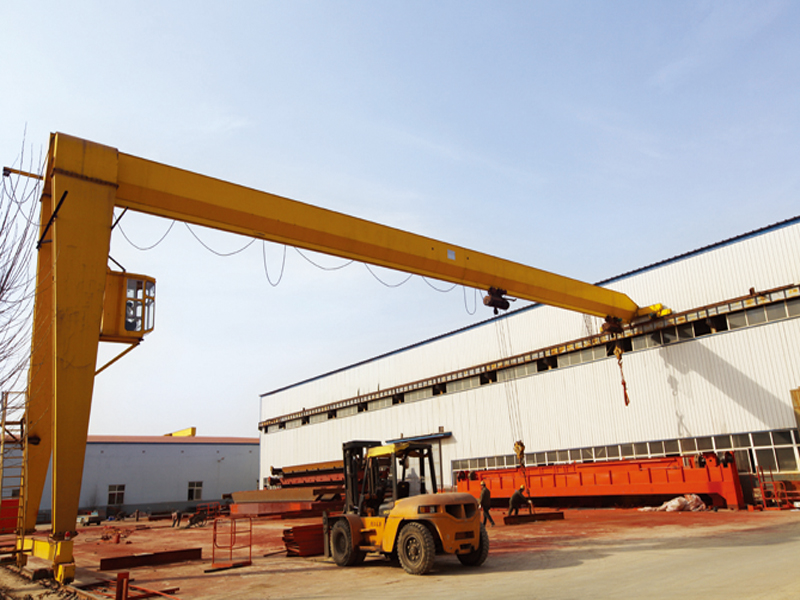 Полупортален Crane.jpg