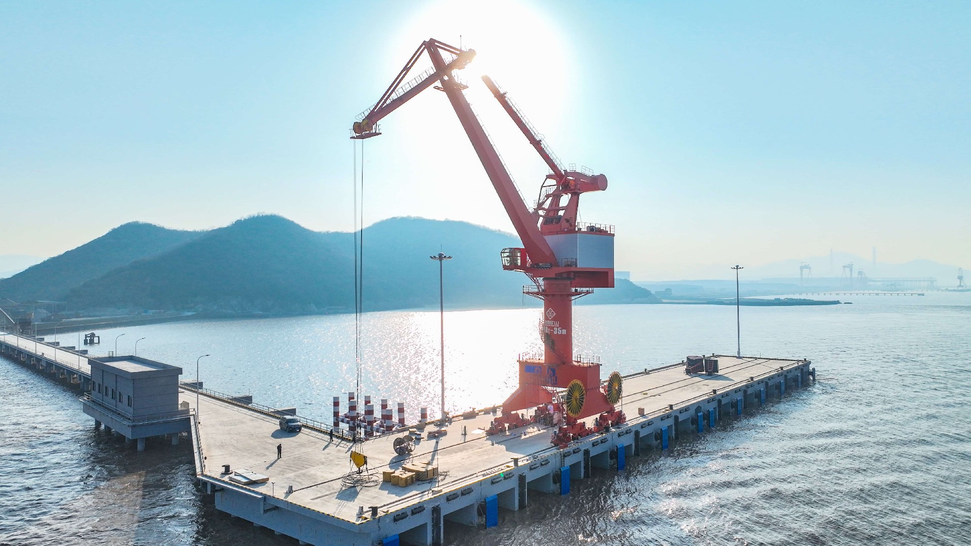 henan mine crane.jpg