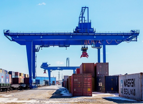 Rail-mounted Container Gantry Crane.jpg