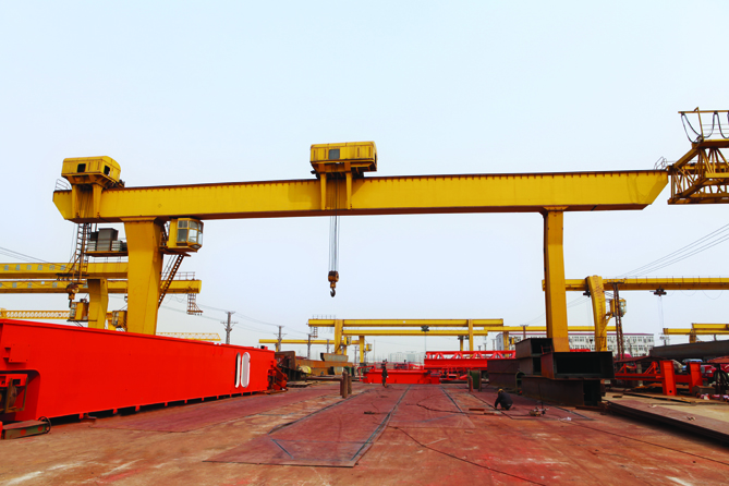 suitable for factory use gantry cranes