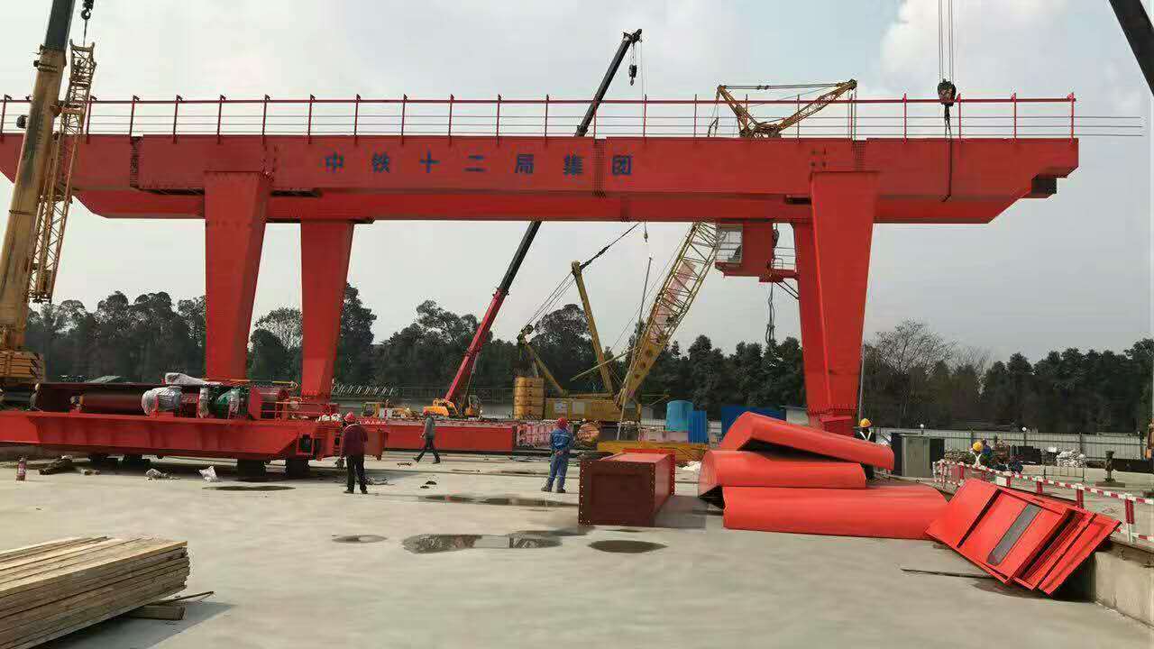 Krejn tal-gantry tad-dwana tal-minjiera ta 'Henan