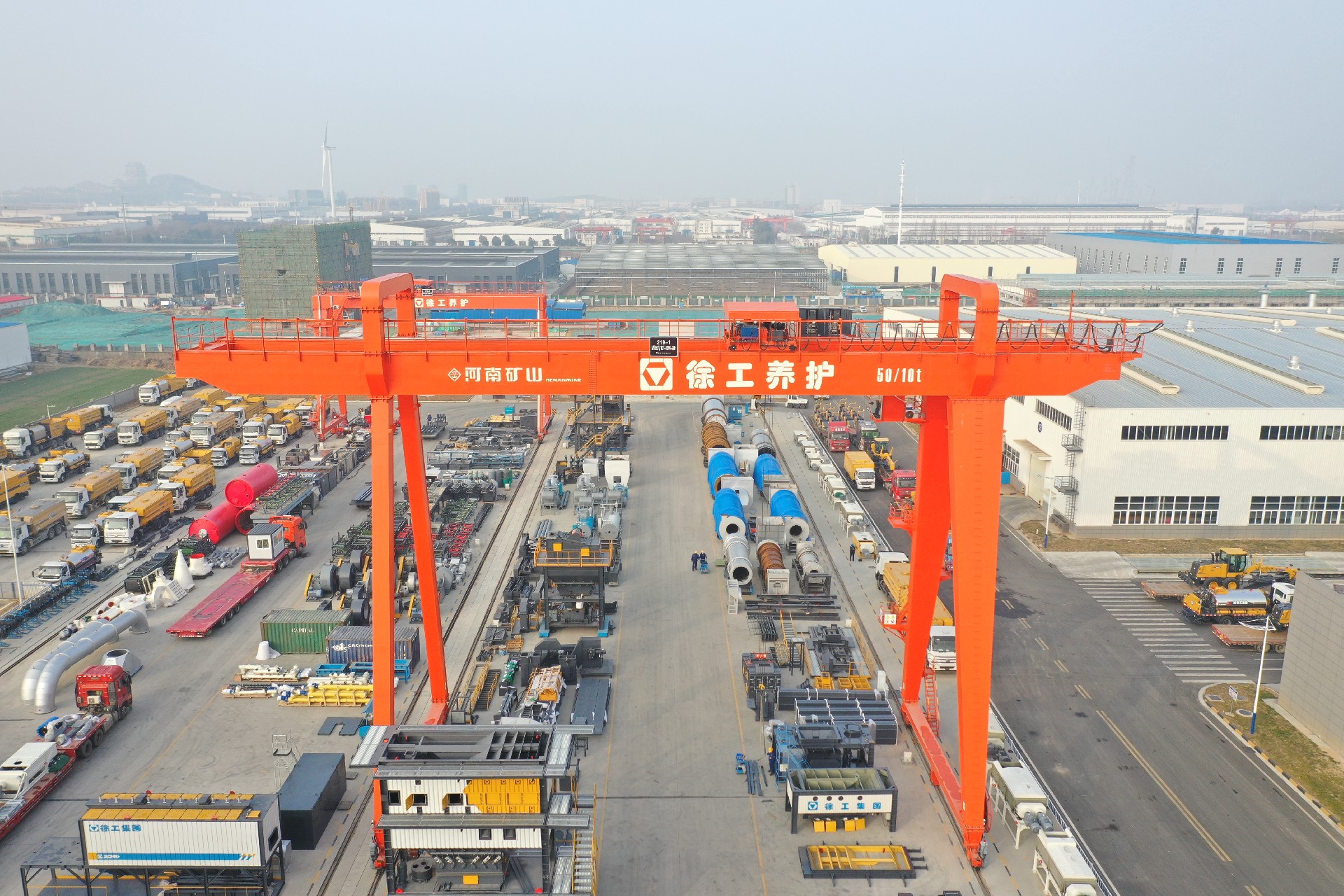 Henan mine's R&D and manufacturing of (RTG) Intelligent Container Gantry Cranes  