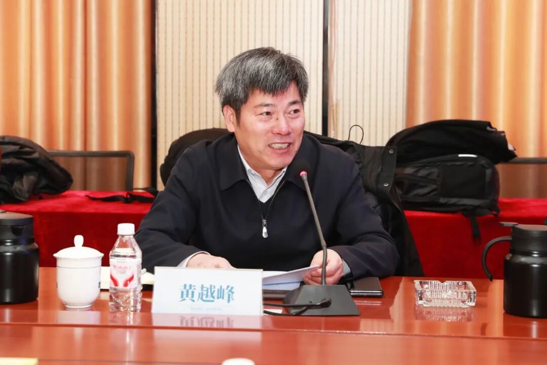 Henan Mine Crane Factory Meeting (10).jpg