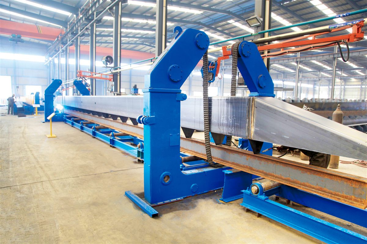 Single-girder beam flexible production line and turning platform