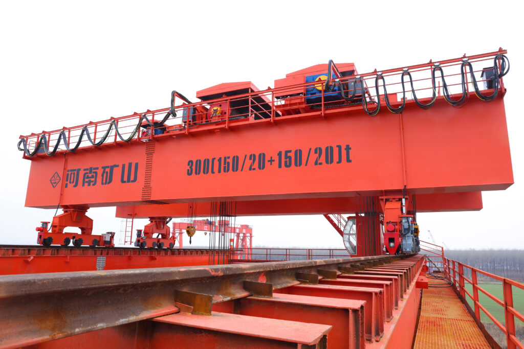 Crane application in construction and infrastructure from Henan Mine Crane's construction and infrastructure application case