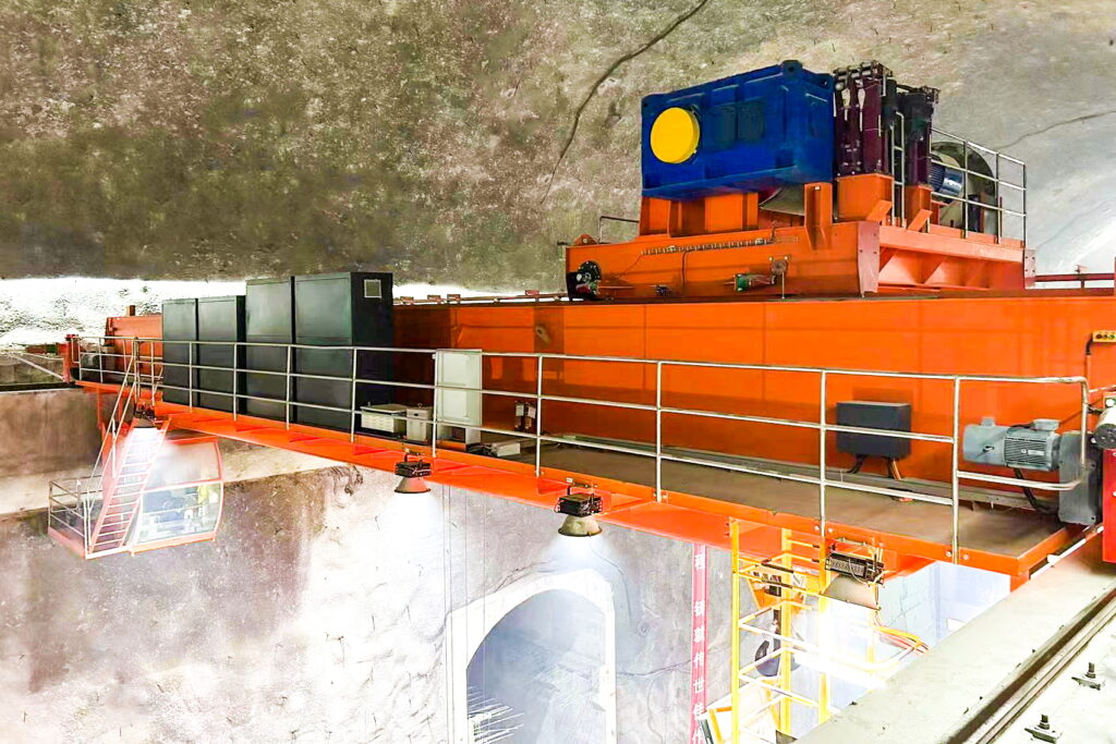 Bridge crane for underground pump-station unit installation