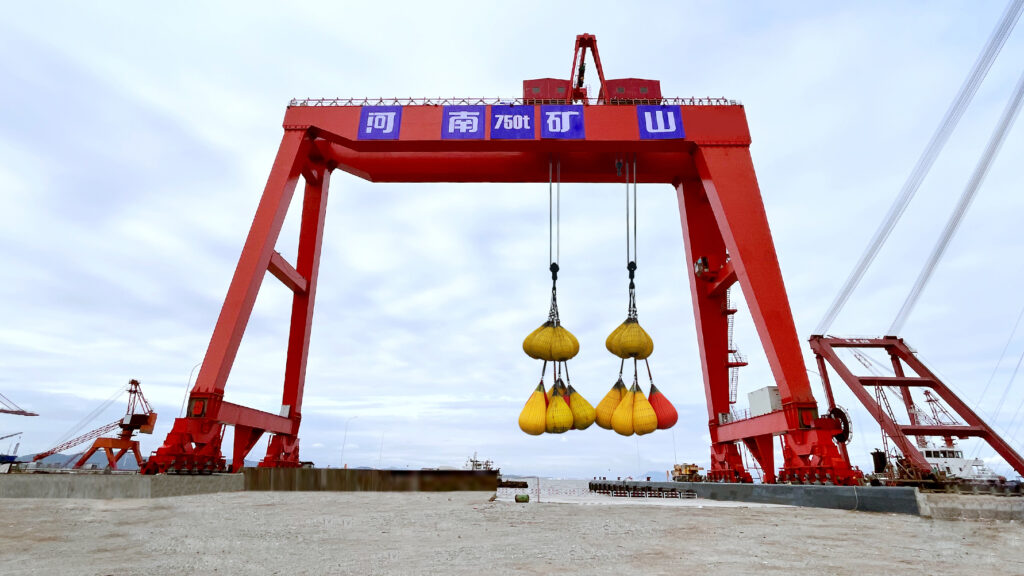 Crane application in industrial manufacturing from Henan Mine Crane's industrial manufacturing application case