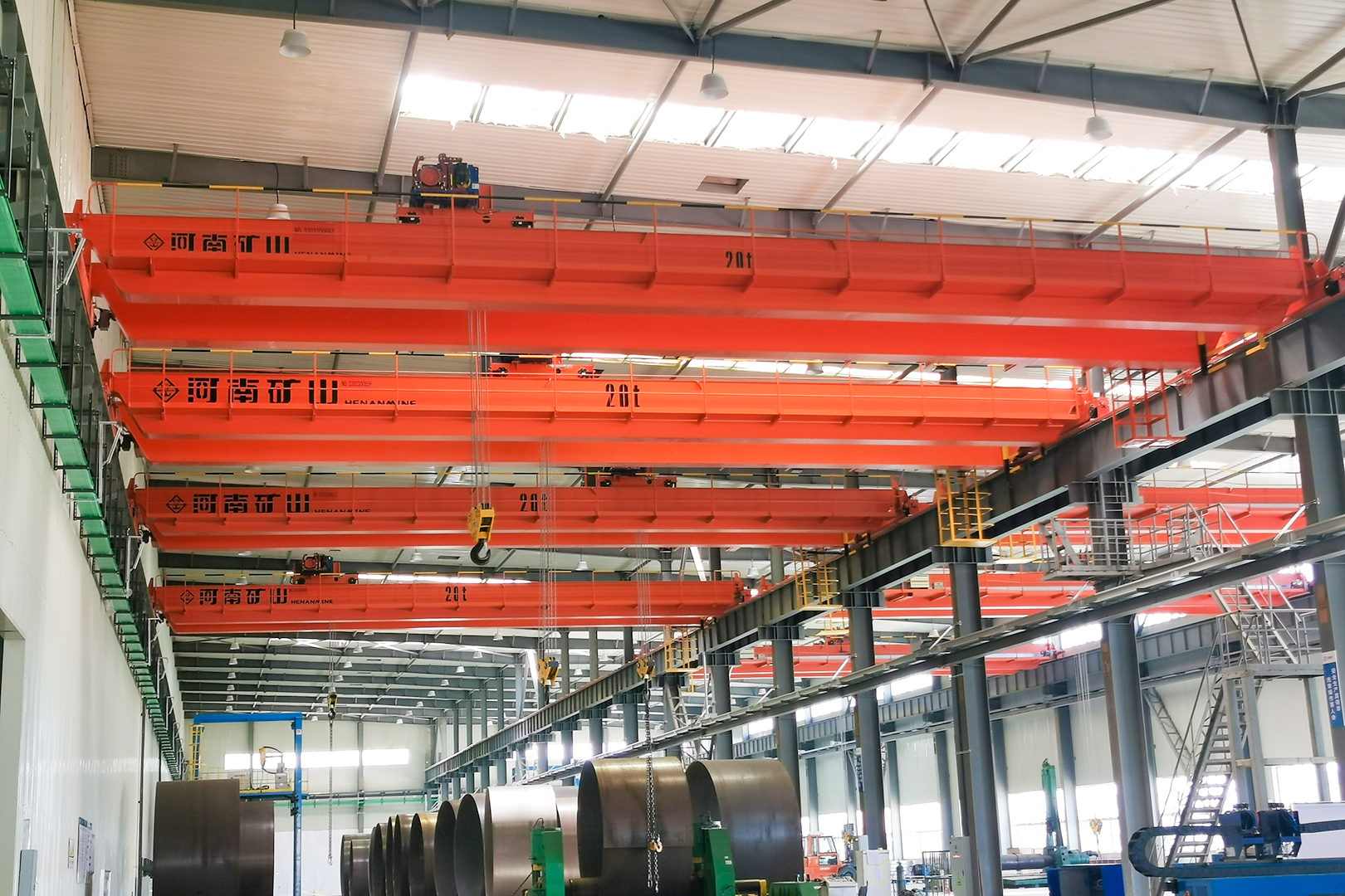 Crane application in new energy and advanced materials from Henan Mine Crane's new energy and advanced materials application case