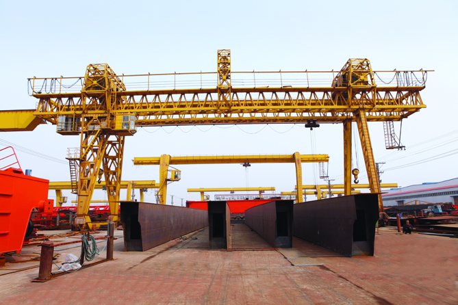 Truss gantry crane with electric hoist by Henan Mine Crane
