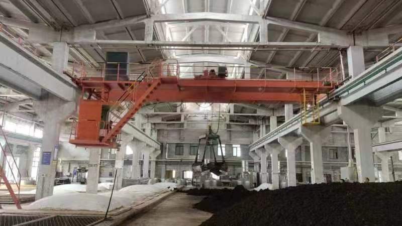Grab-bucket double-girder overhead crane by Henan Mine Crane