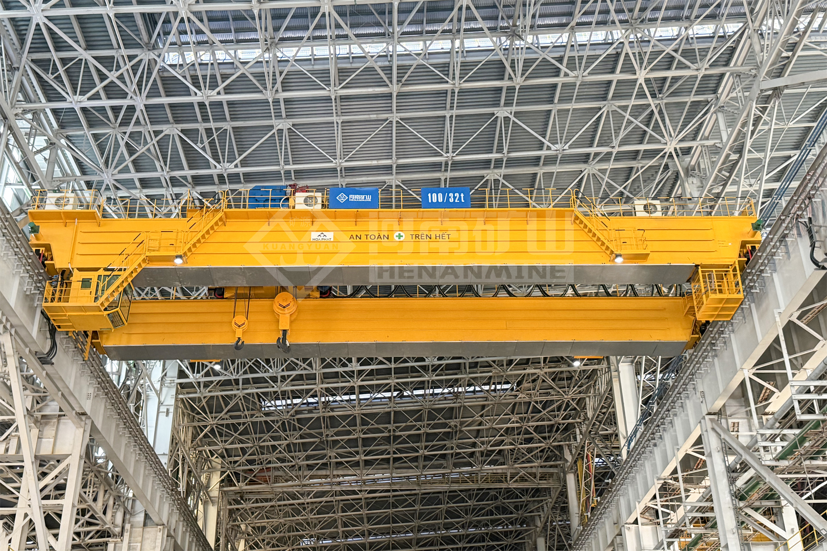 Henan Mine Crane double-girder overhead crane in an industrial steel plant