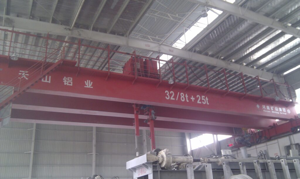 Insulated double-girder overhead crane by Henan Mine Crane
