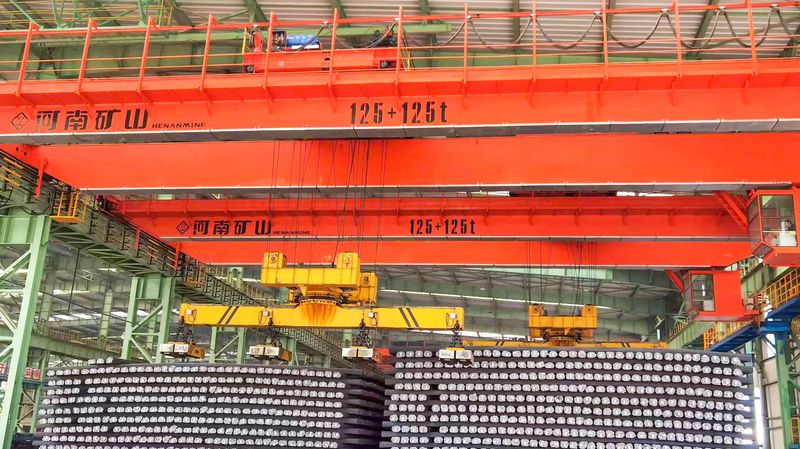 Crane equipment serving the six-million-tonne factory production project