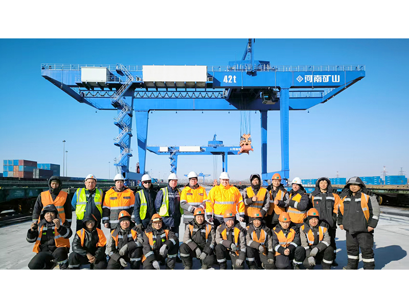 42 t automated container gantry cranes supplied to the Russian project