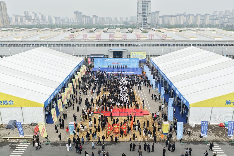 Automated Handling Systems Take Centre Stage at Changyuan Crane Expo — image 1 Intelligent material-handling technology displayed at the 2026 crane expo