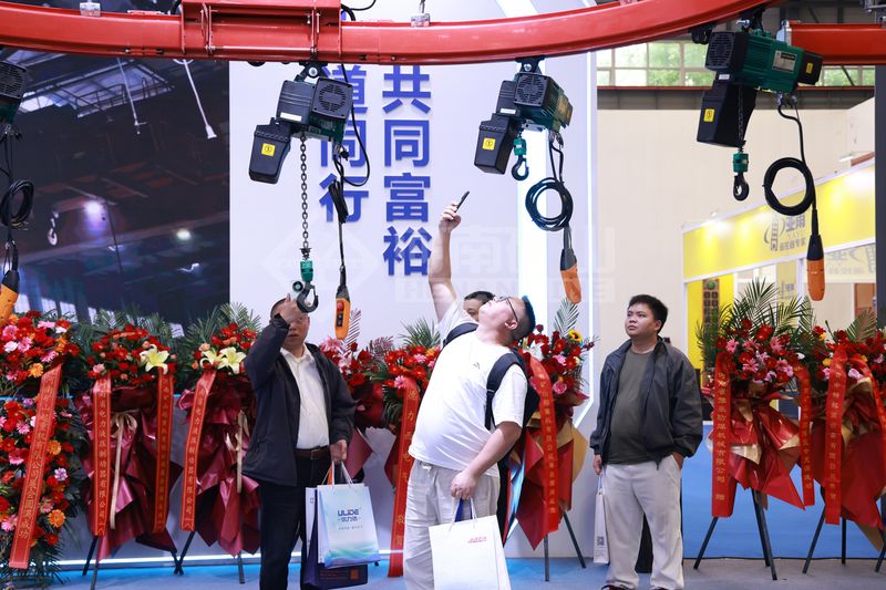 Automated Handling Systems Take Centre Stage at Changyuan Crane Expo — image 8 Intelligent material-handling technology displayed at the 2026 crane expo