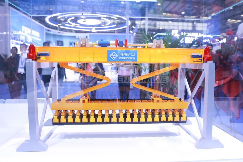 Automated Handling Systems Take Centre Stage at Changyuan Crane Expo — image 9 Intelligent material-handling technology displayed at the 2026 crane expo