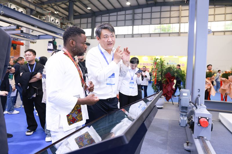 Automated Handling Systems Take Centre Stage at Changyuan Crane Expo — image 21 Intelligent material-handling technology displayed at the 2026 crane expo