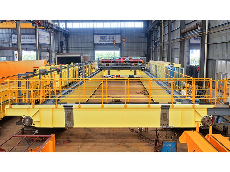 Expert inspection of Baowu slab-clamp and electromagnetic lifting-beam cranes