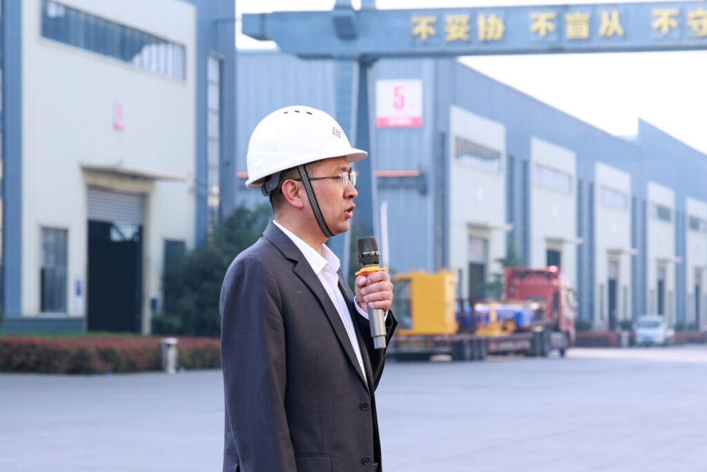 CNC Turning Competition Focuses on Component Accuracy — image 2 CNC machining skills competition in the Henan Mine production workshop
