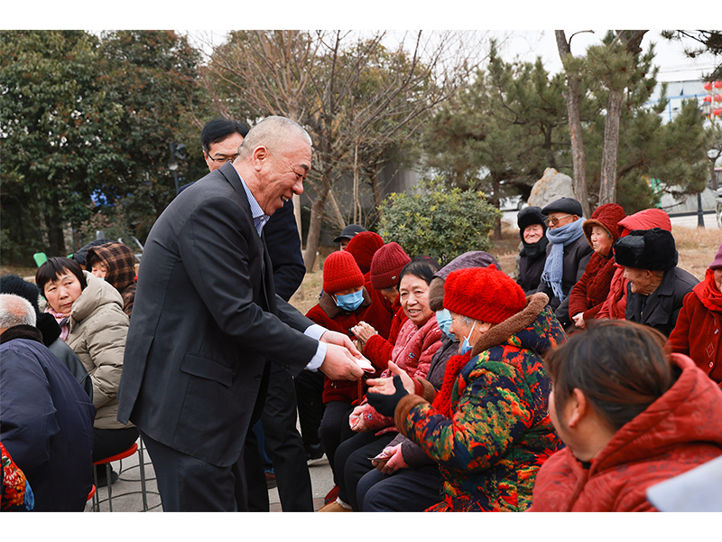 New Year community support for older residents near Henan Mine