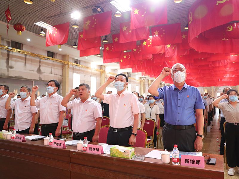 Company and community representatives at the June 2022 gathering