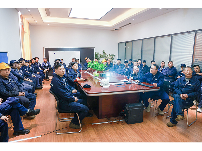 Factory training on protective coating, threaded connections and welding