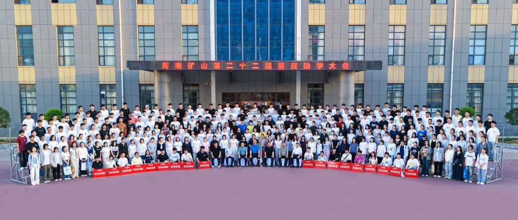 2025 Review Covers Heavy Lifting, Automation and Factory Testing — image 56 2025 annual review of Henan Mine crane projects and manufacturing activities