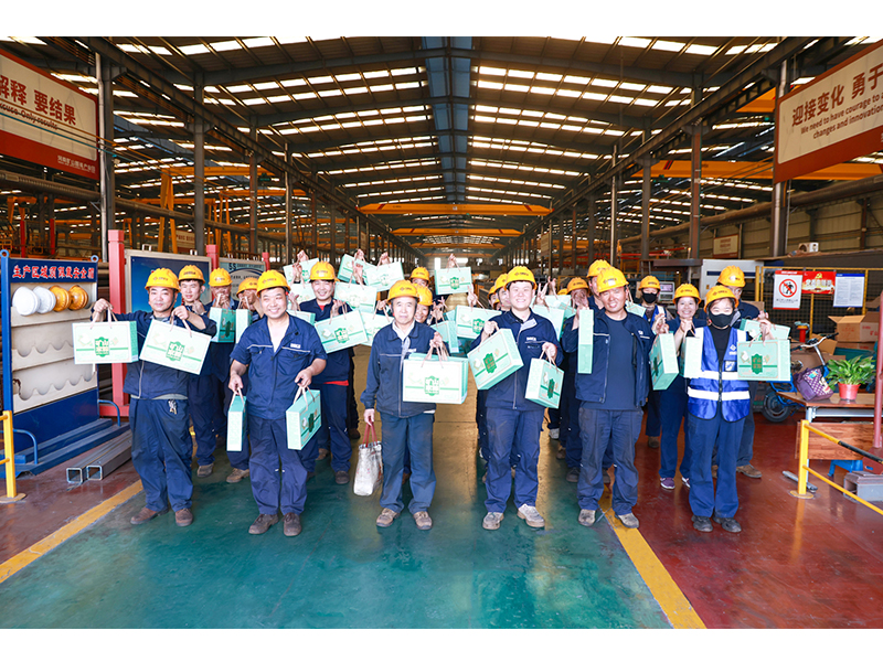 Dragon Boat Festival employee gift distribution at Henan Mine
