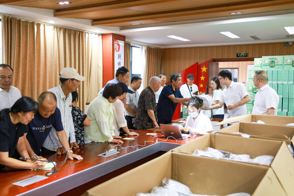 Dragon Boat Festival employee gift distribution at Henan Mine