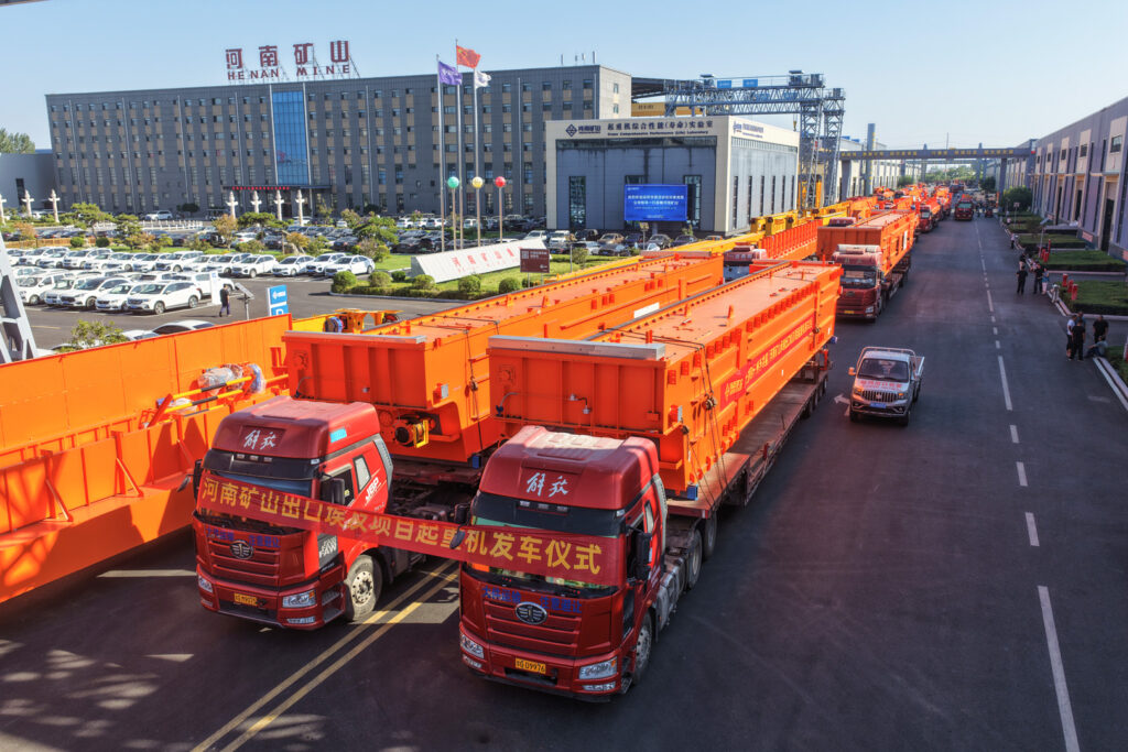 Crane export dispatch for the 127-unit Egyptian steel plant programme