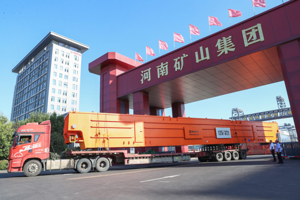 Crane export dispatch for the 127-unit Egyptian steel plant programme