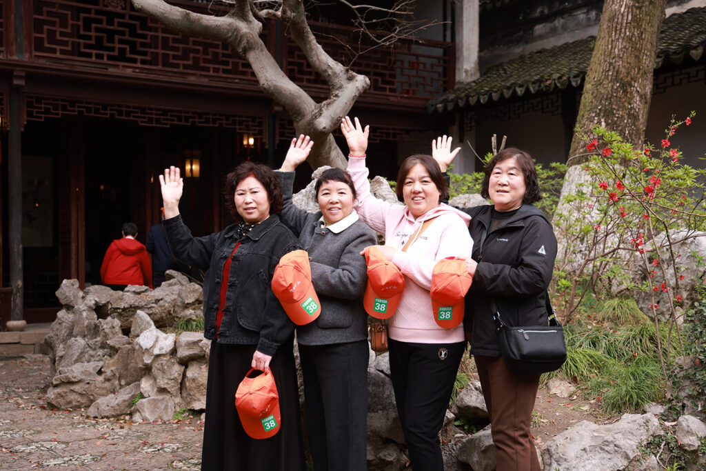 Employee parents on the Suzhou stage of the company travel programme
