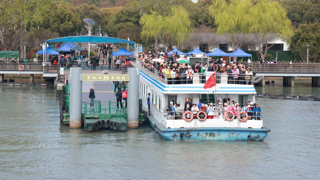 Employee parents visiting Wuxi during the 2026 company travel programme