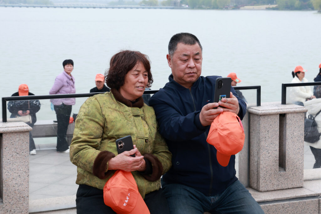 Employee parents at the Xuzhou opening stage of their travel programme