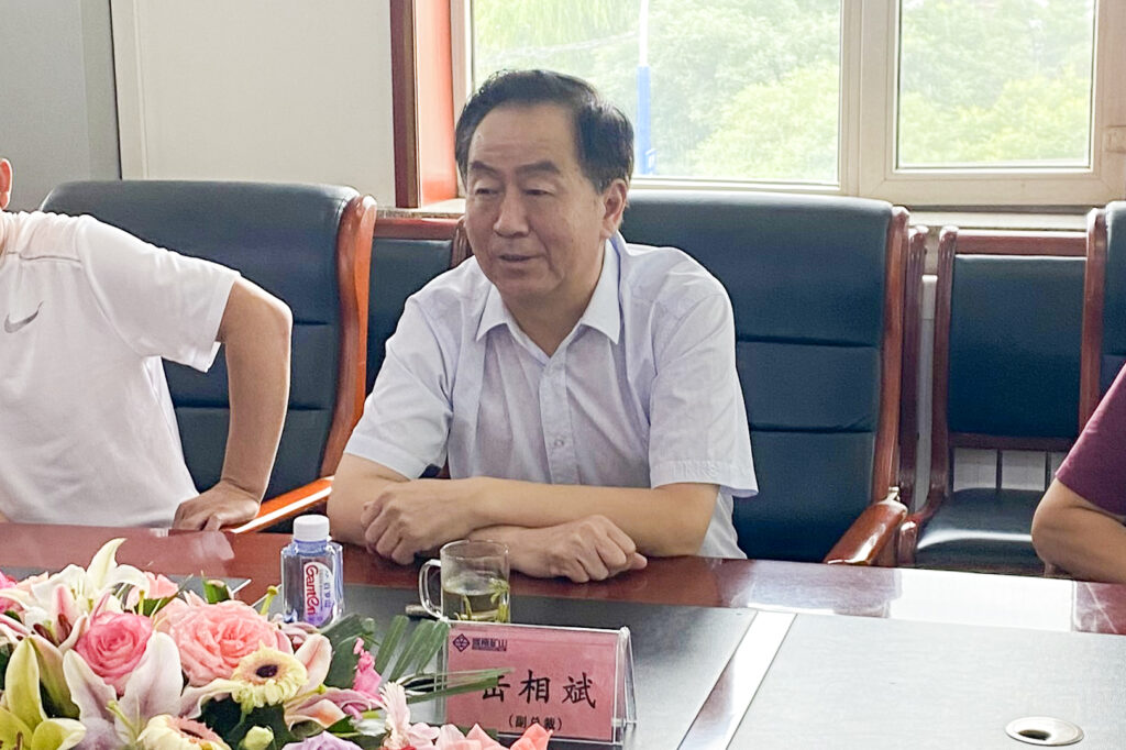 Industrial Partner Supports Manufacturer After Henan Flooding — image 3 Nashun Group representatives presenting flood-recovery support