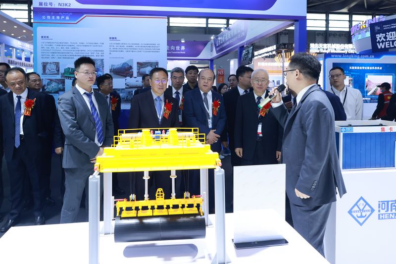 Shanghai Exhibition Displays Automated Industrial Handling Equipment — image 9 Automated industrial crane displays at the Shanghai heavy machinery exhibition