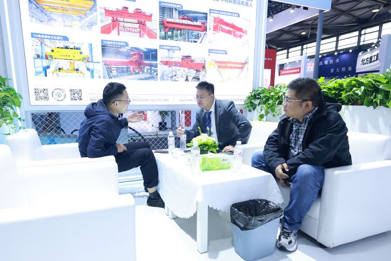 Shanghai Exhibition Displays Automated Industrial Handling Equipment — image 15 Automated industrial crane displays at the Shanghai heavy machinery exhibition