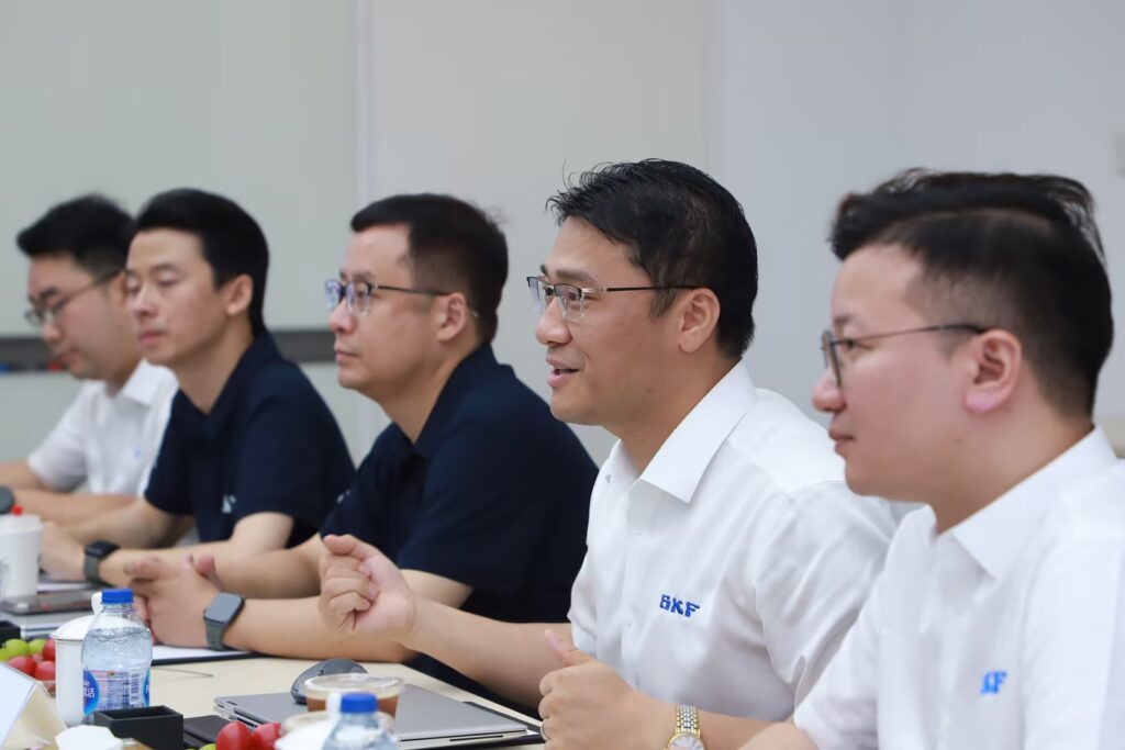 SKF Discussions Explore Crane Component Development — image 5 Henan Mine and SKF representatives during technical cooperation discussions