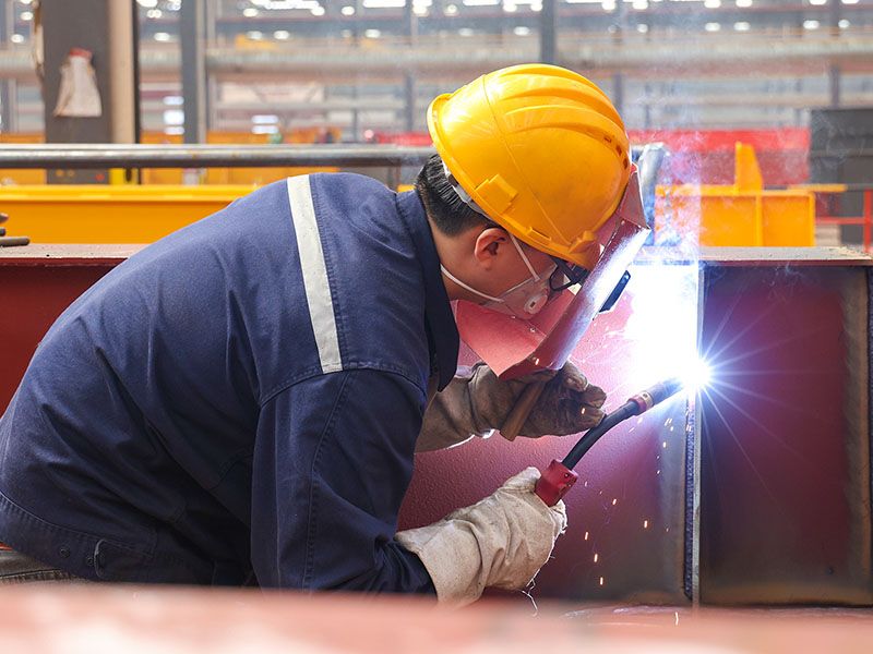 Welding, grinding and cutting skills competitions during April 2022