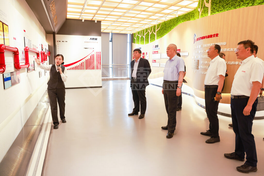 Henan Mine and Youfa representatives during a manufacturing cooperation visit
