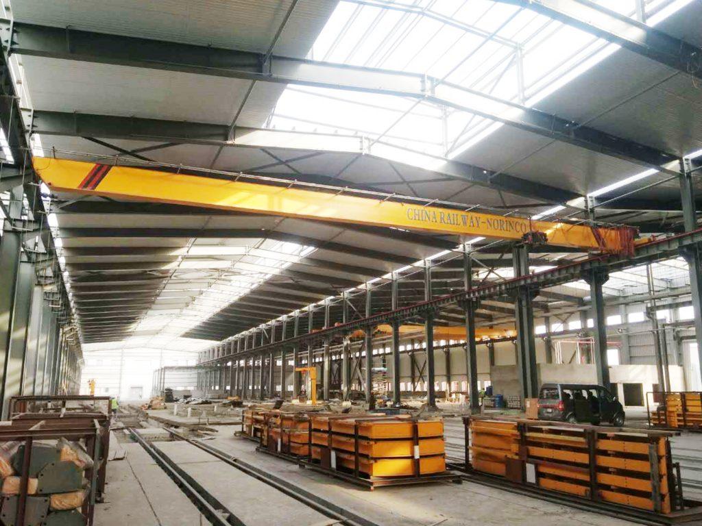 Overhead crane installed in a metro maintenance depot
