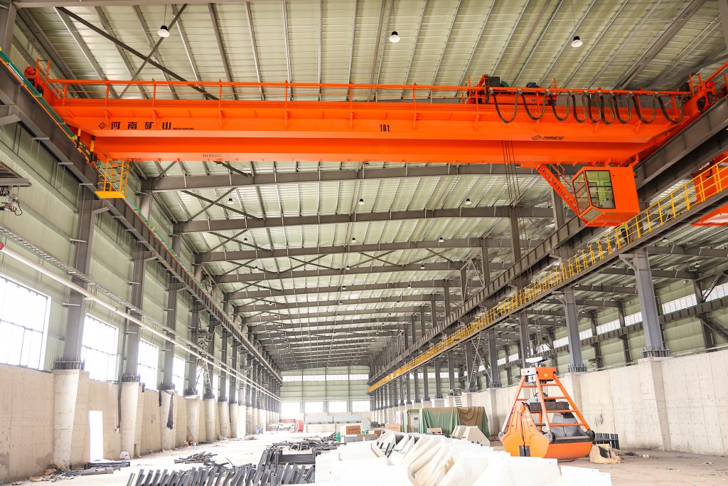 Overhead crane installed in a photovoltaic polysilicon processing facility