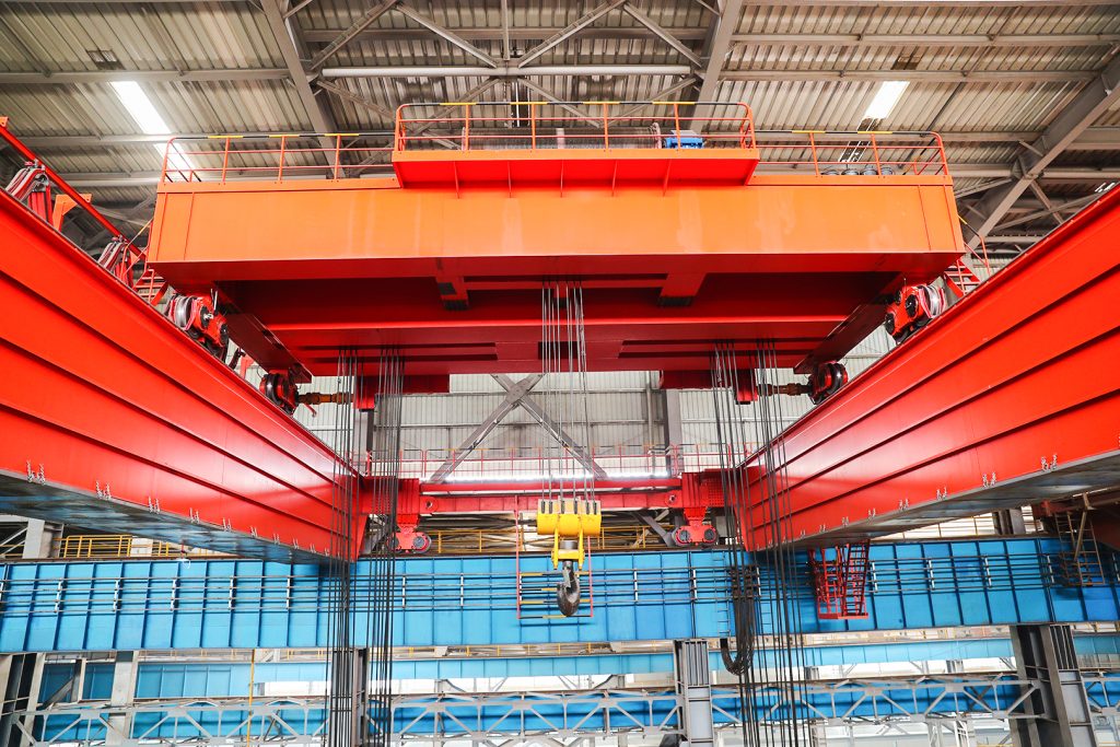 Casting overhead crane installed in a steel production workshop